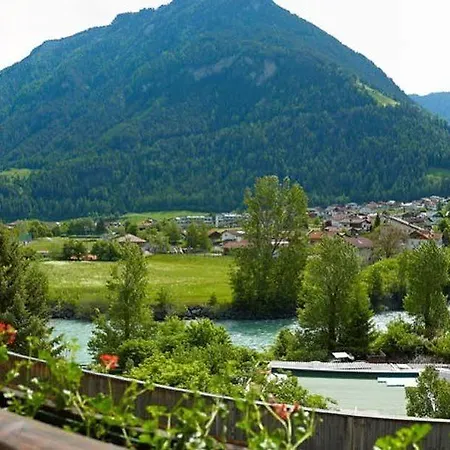 Kreuz Hotel Pfunds